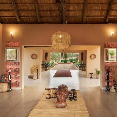 The Nkhosi Livingstone Lodge And Spa Luaran gambar