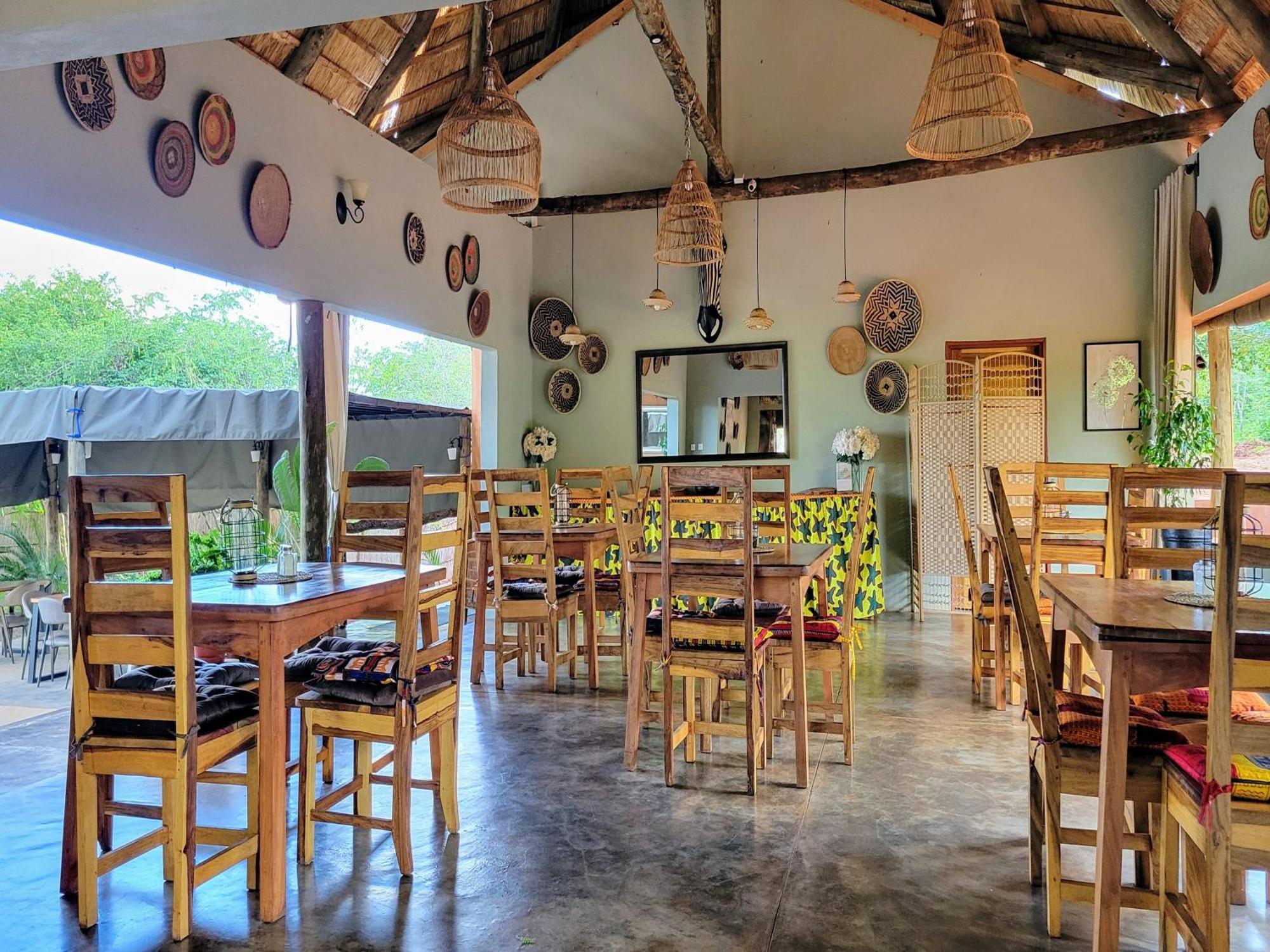 The Nkhosi Livingstone Lodge And Spa Luaran gambar